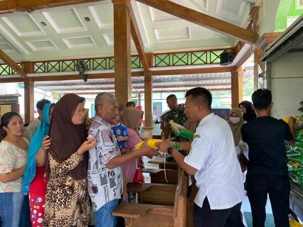 Operasi Pasar Murah, Pemkab Bojonegoro Sediakan 2 Ton Beras